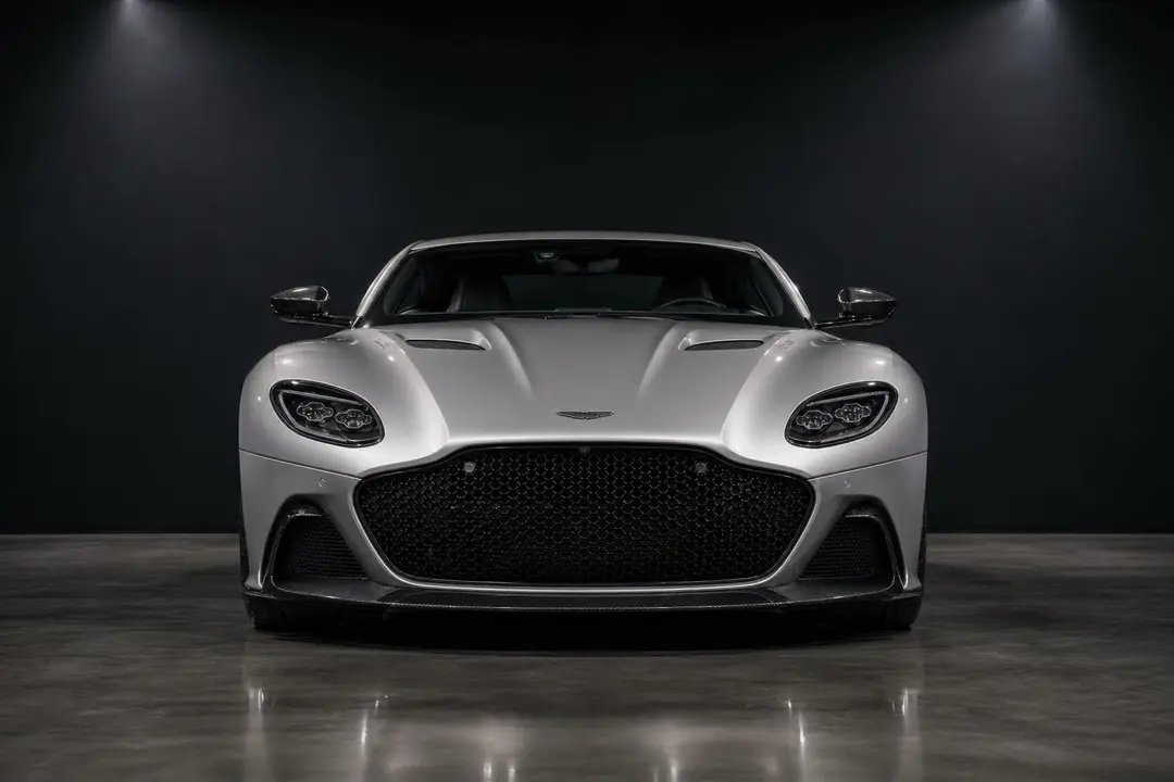Aston Martin DBS 770 Ultimate — кадр 3