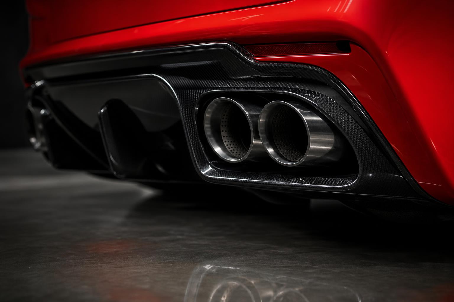 Ferrari SF90 Stradale — Зеркало и кромка