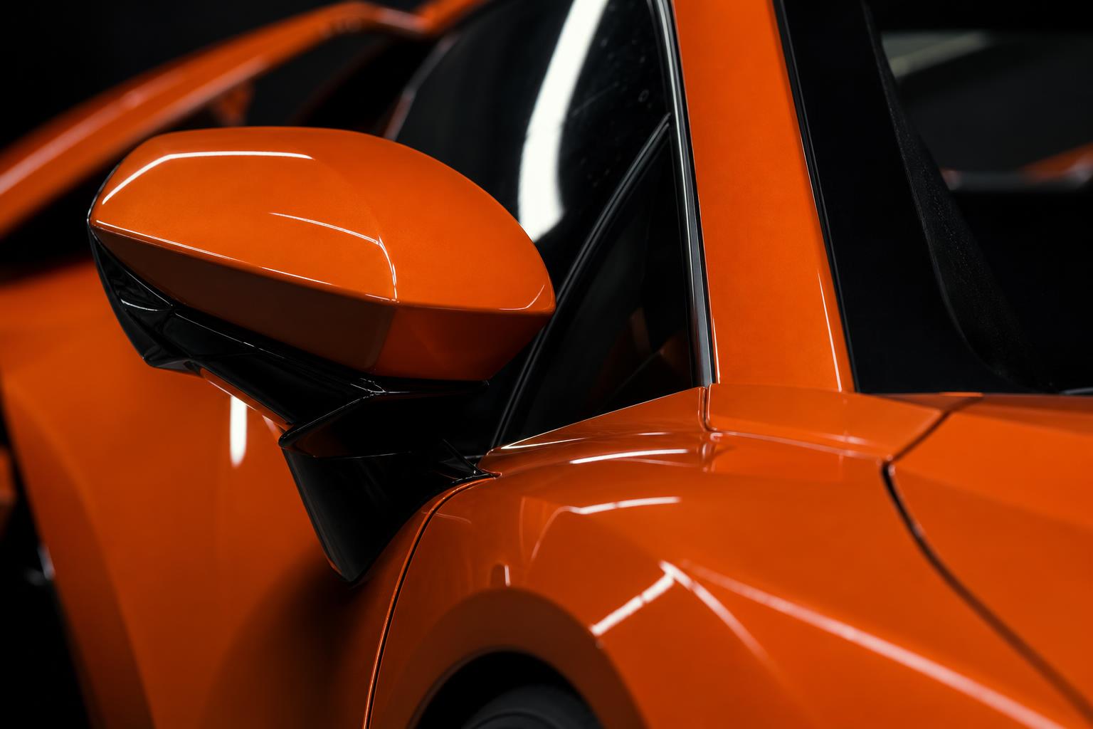 Lamborghini Revuelto — Передний сплиттер