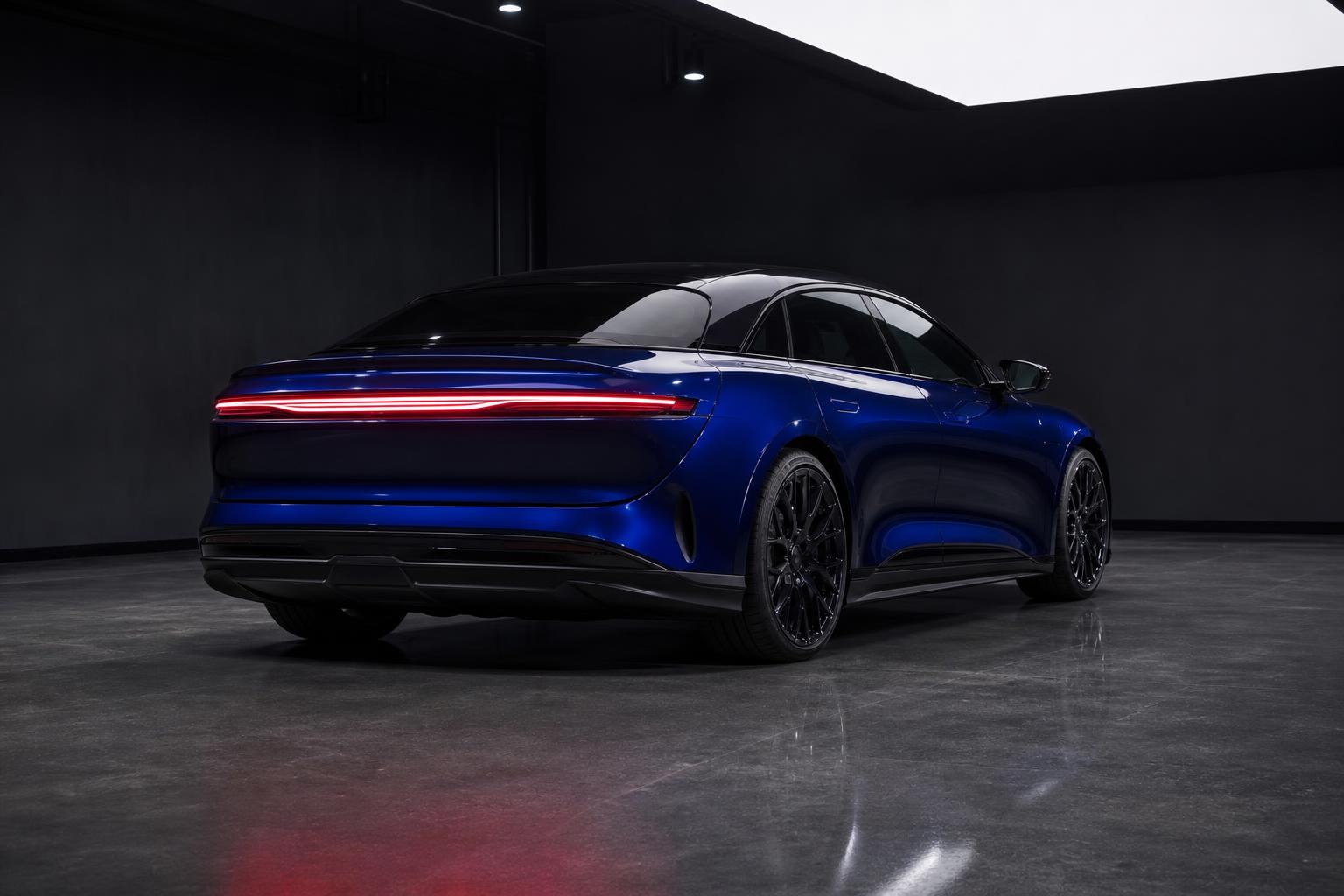 Lucid Air Sapphire — Полная оклейка кузова · Sapphire Blue