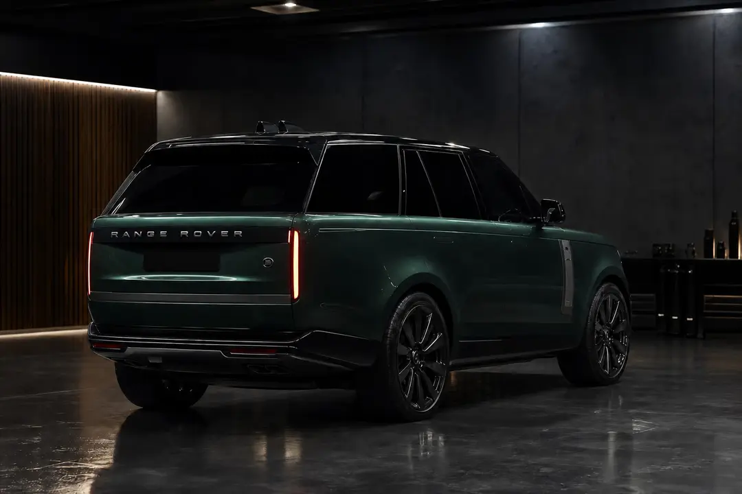 Range Rover SV L460 — кадр 2