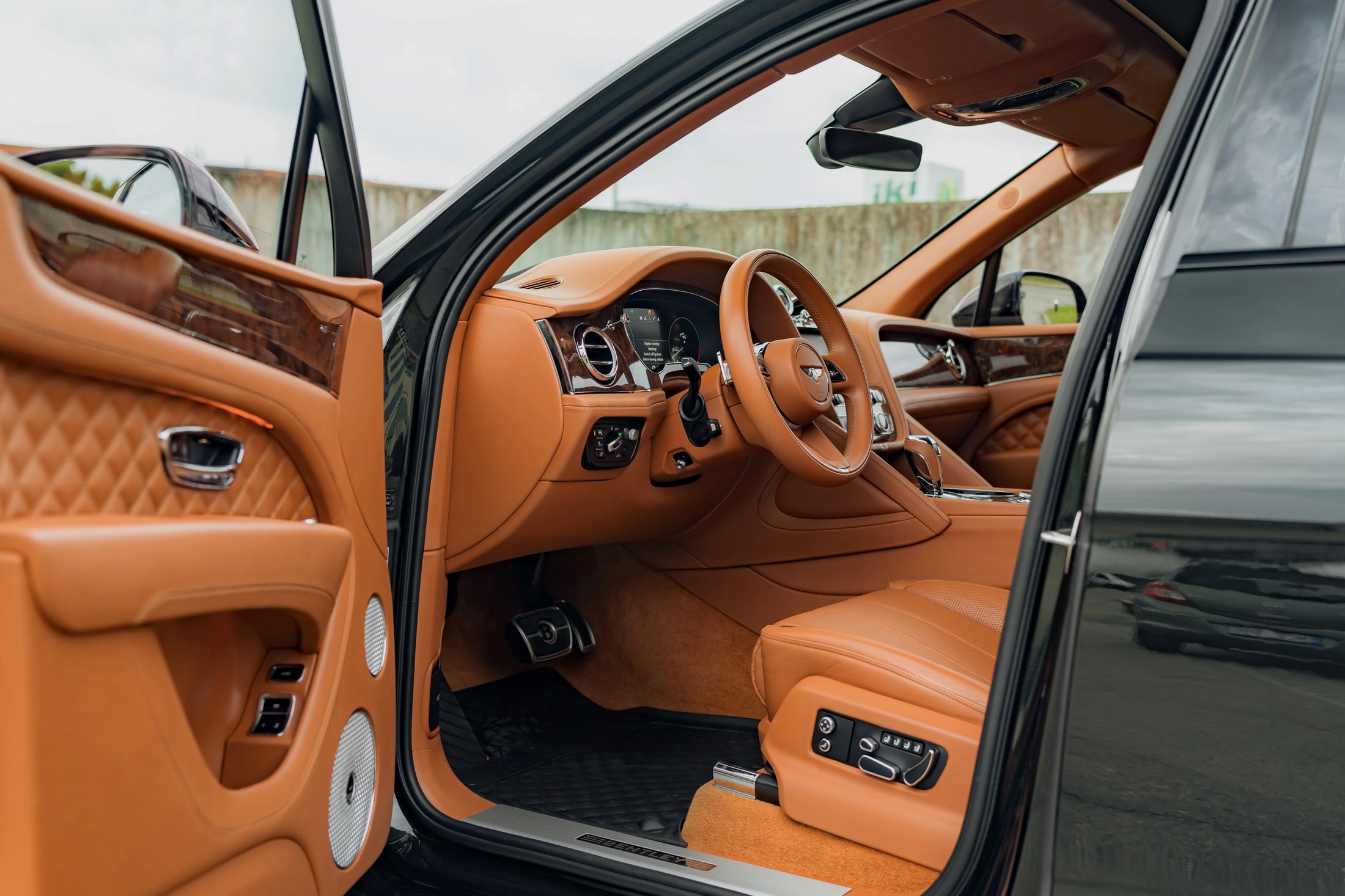 Bentley Bentayga Blackline — глава III, Долгая защита