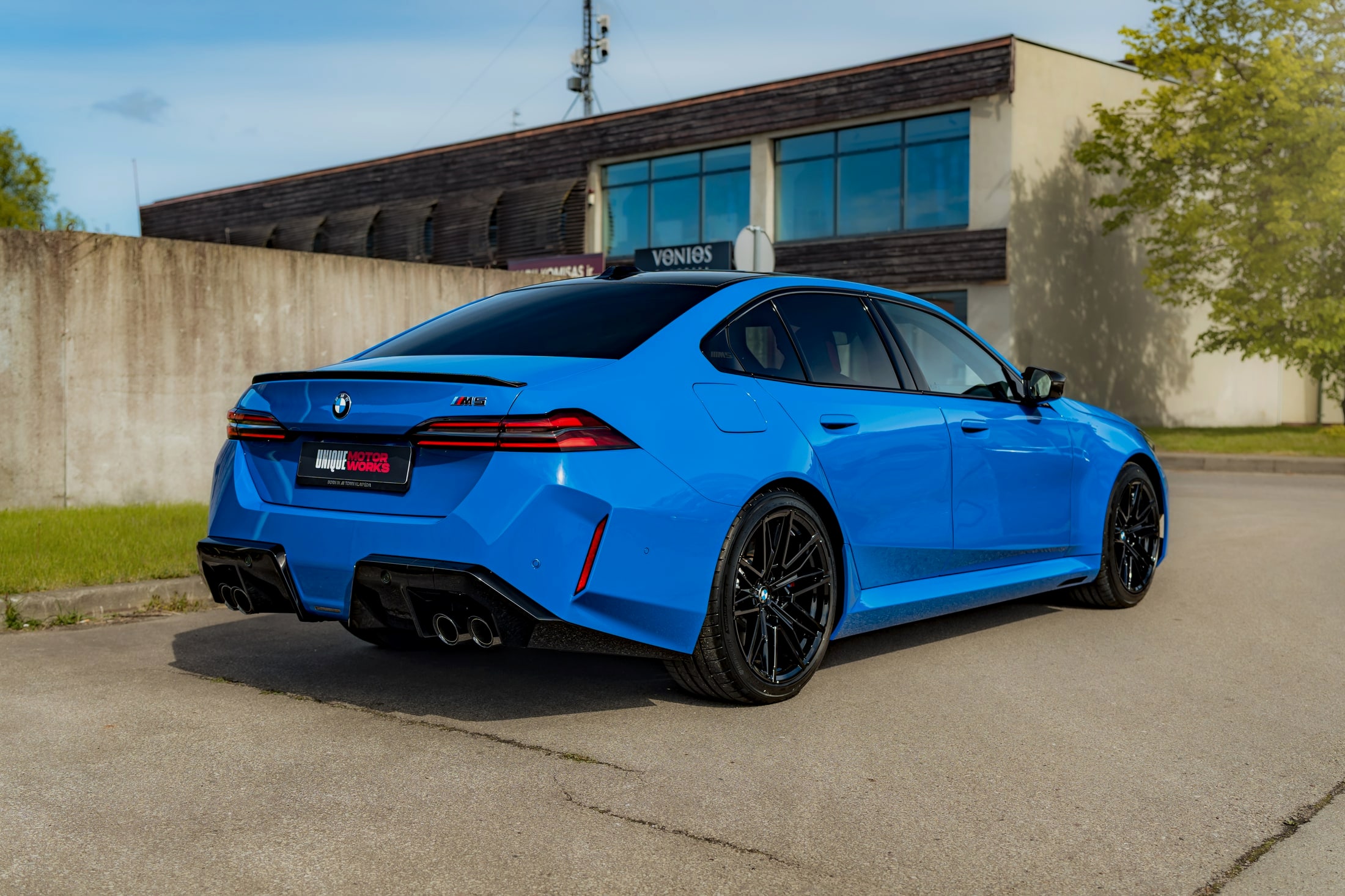 BMW M5 Blue — глава I, Рука мастера